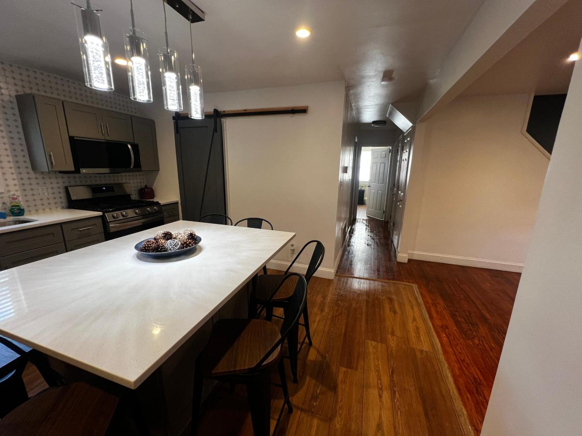 Spacious 3 Bedroom Ewing Home -Quiet Трентън Екстериор снимка